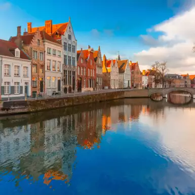Spiegelrei water canal with beautiful houses in Bruges, Belgium